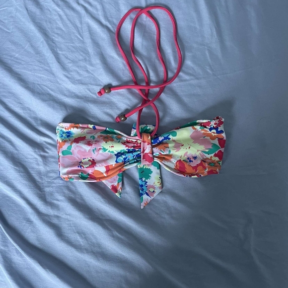 3 women's bikini tops - Picture 2 of 3